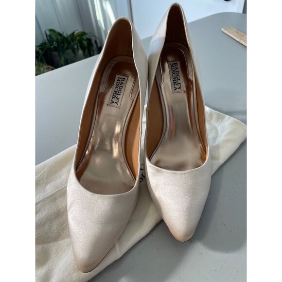 Badgley Mischka Vision II Pump Size 10 Slip On Pointed Toe Stiletto Heel Elegant - Picture 11 of 12